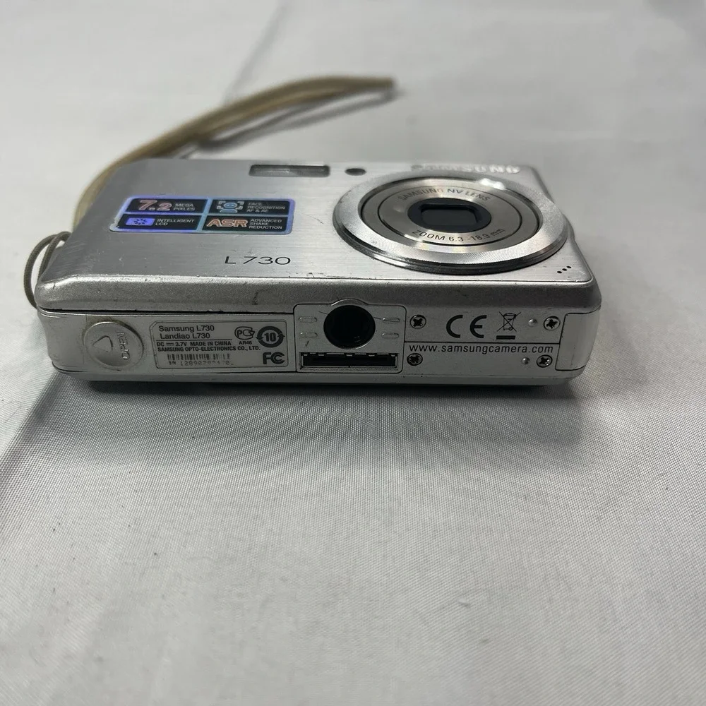 Samsung L730 is a 7.2-megapixel compact digital camera. FOR PARTS